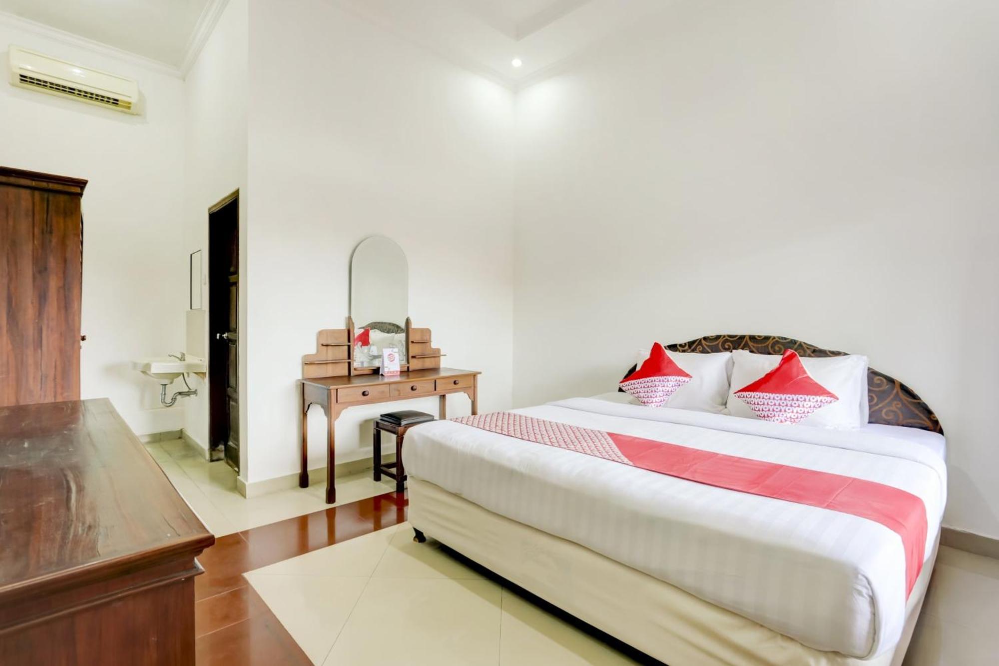 OYO 3261 Hotel Ratu Denpasar Exterior foto