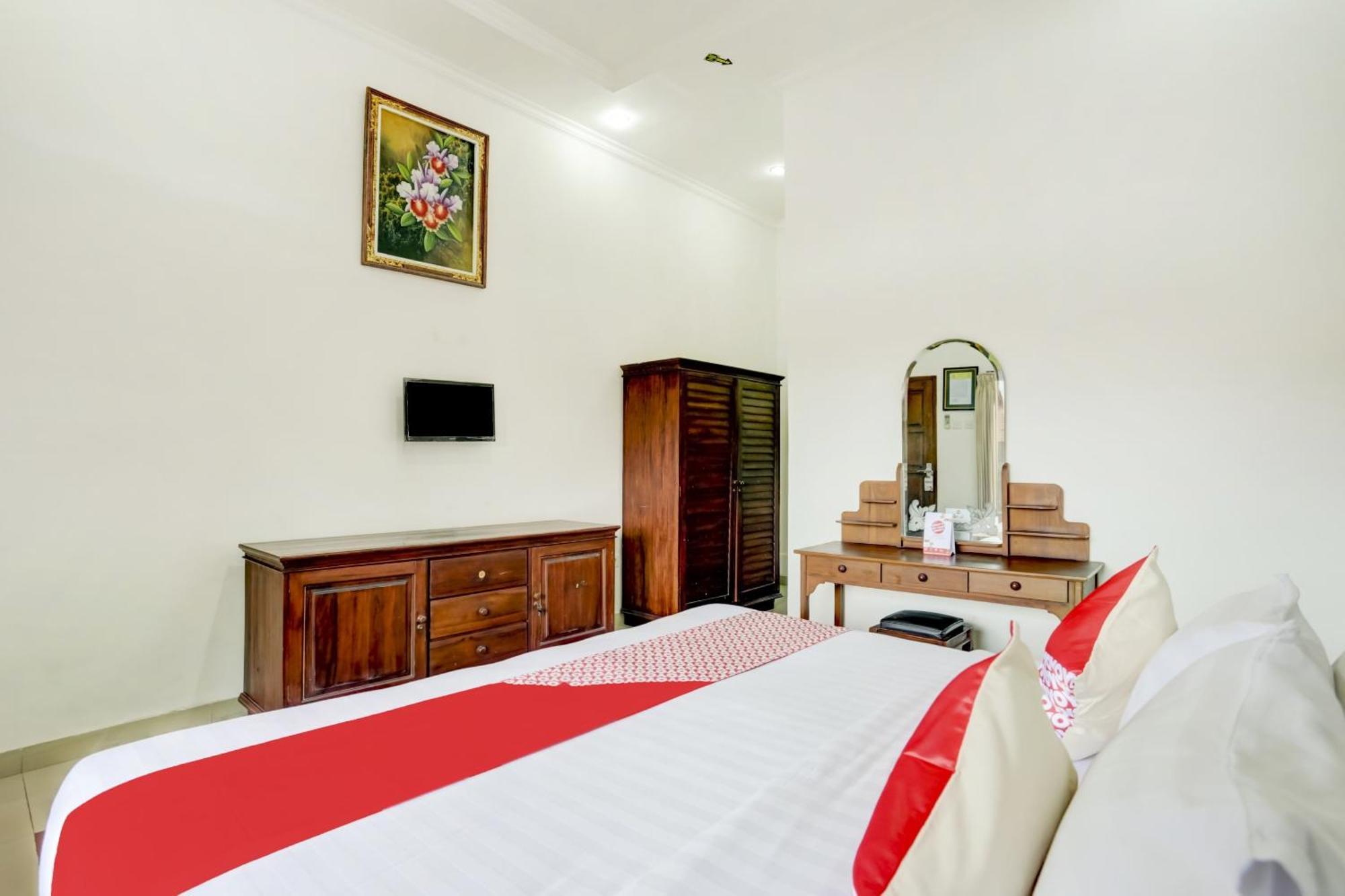 OYO 3261 Hotel Ratu Denpasar Exterior foto
